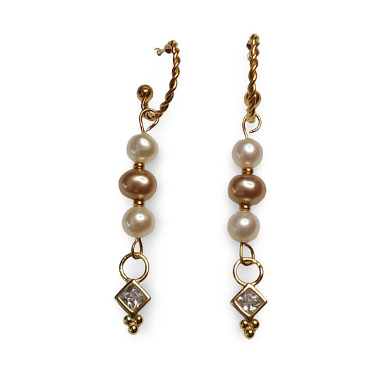 Amara - Oorbel - Zoetwaterparel