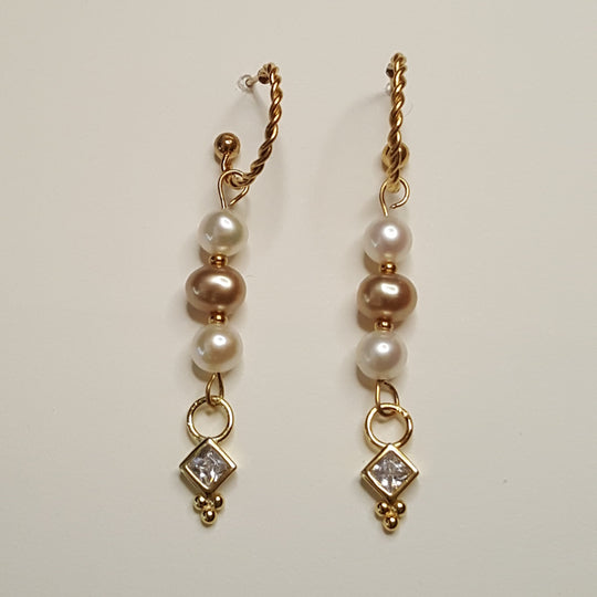 Amara - Oorbel - Zoetwaterparel