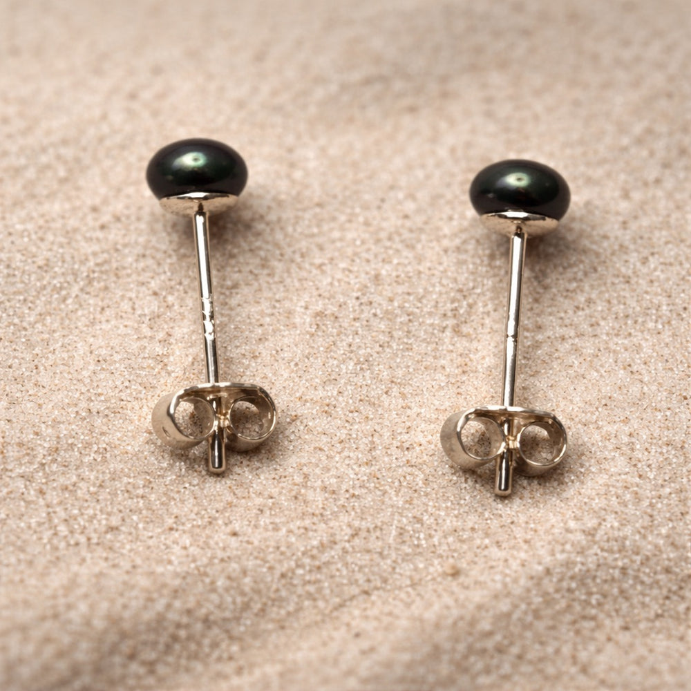 Lio 2 - 3/4 mm - Oorbellen - Zoetwaterparel - kleur Peacock