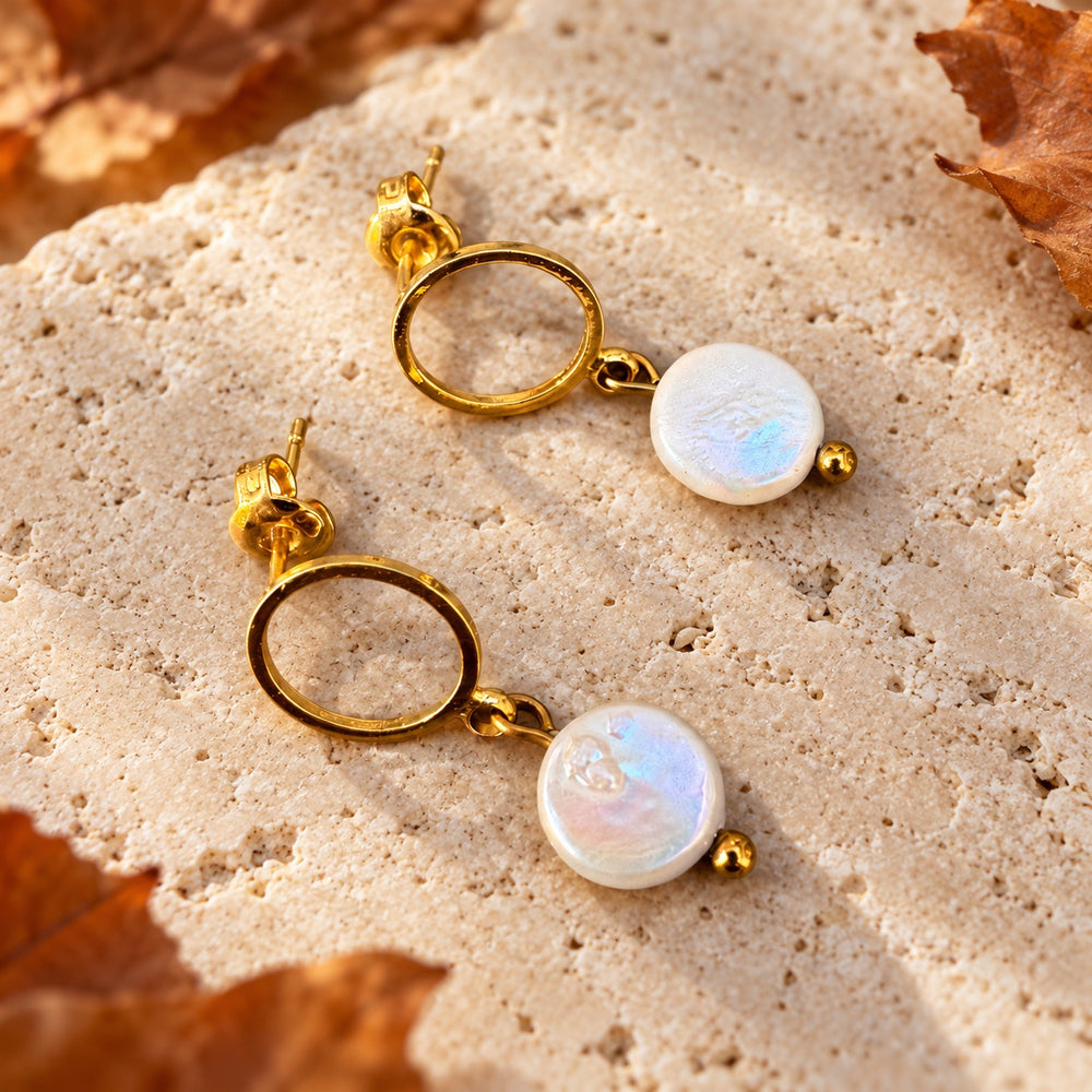 Soft Glow - Earring - Freshwater pearl