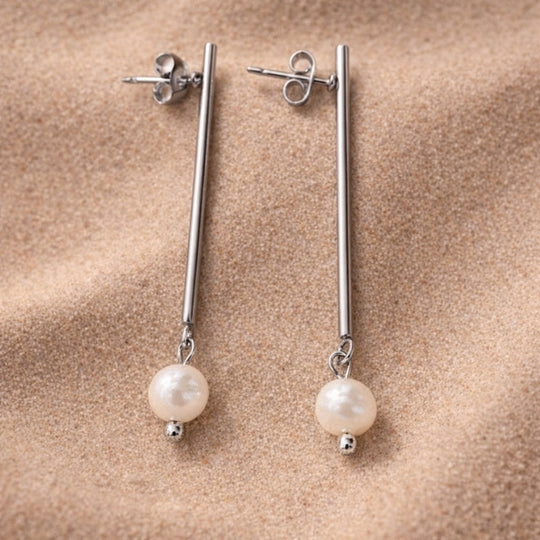 Simone Pearl Line  - Oorbellen - Zoetwaterparel - Zilver